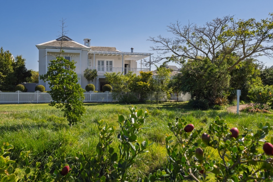 4 Bedroom Property for Sale in Thesen Islands Western Cape